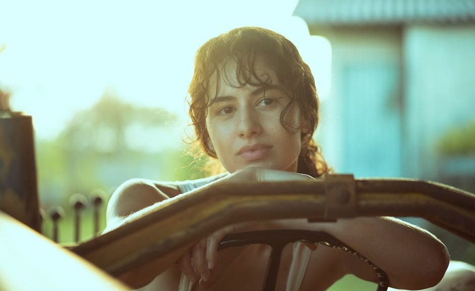 Zdjęcie do artykułu: Portret na zewnątrz: jak pracować przy różnych warunkach pogodowych